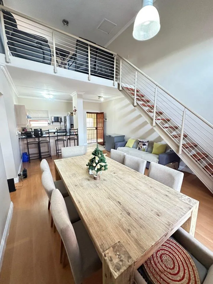 3 Bedroom Apartment / flat for sale in Summerset
