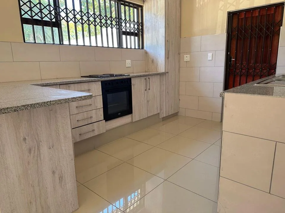 2 Bedroom House to rent in Meer En See