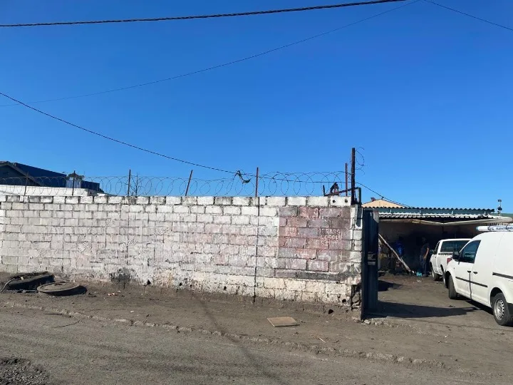 435 m² Land available in Clairwood