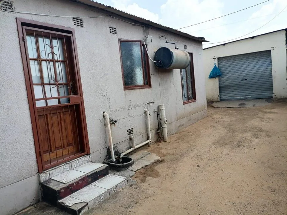 2 Bedroom House for sale in Kwaguqa