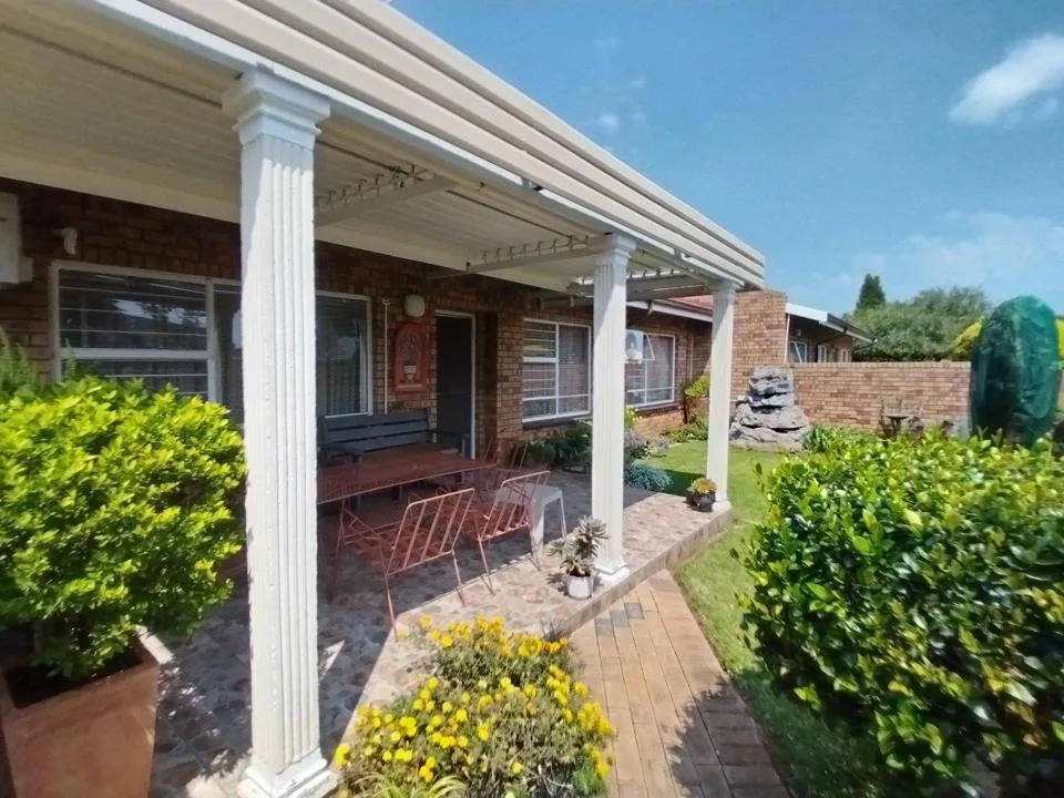 3 Bedroom Townhouse for sale in Carletonville Central