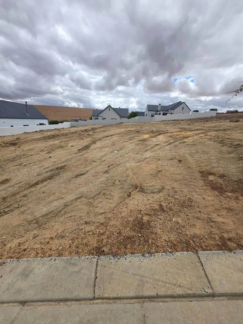 709 m² Land available in Malmesbury