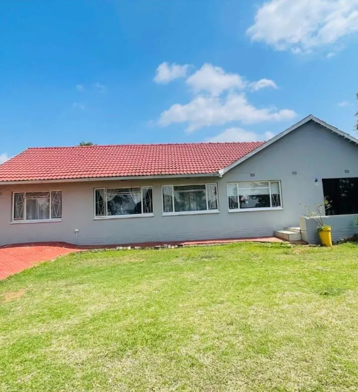 4 Bedroom House for sale in Alberton Central
