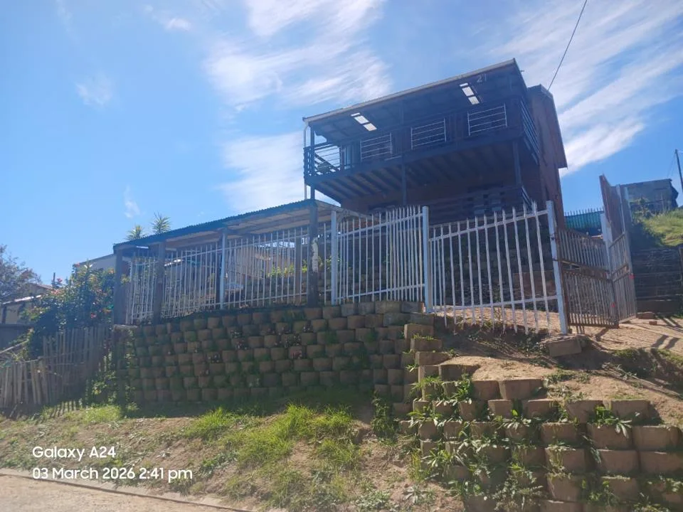 3 Bedroom House for sale in Hornlee West