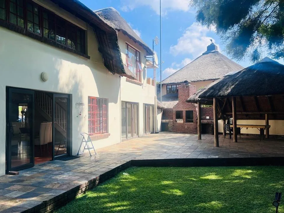 5 Bedroom House to rent in Broederstroom