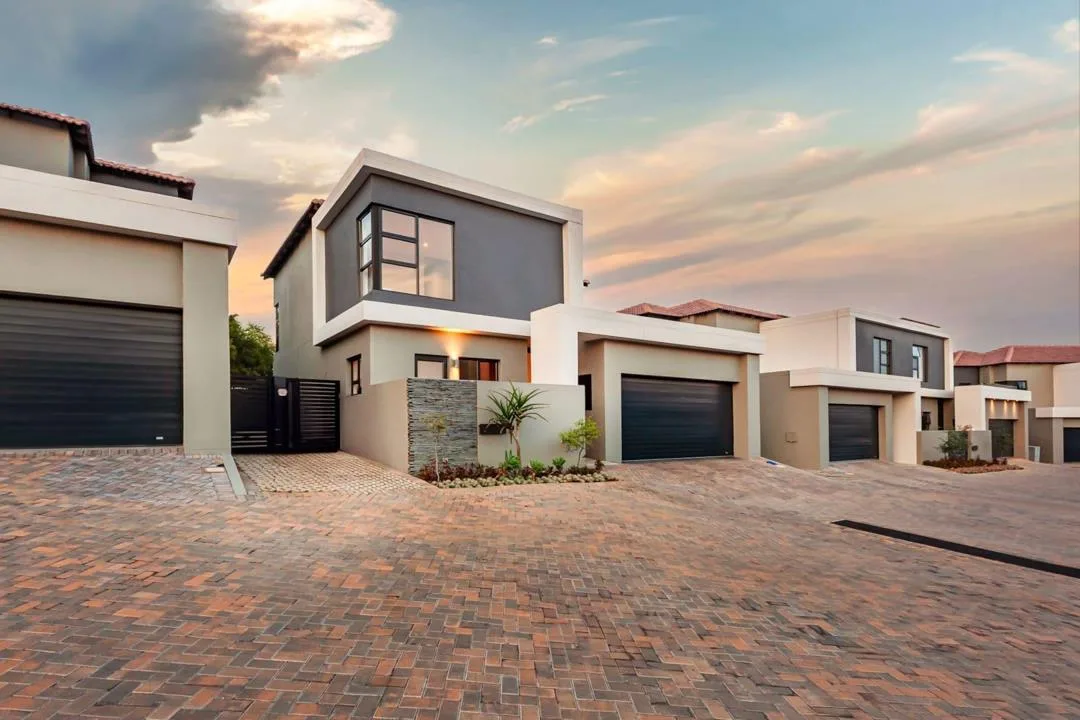 3 Bedroom Townhouse for sale in Aspen Hills