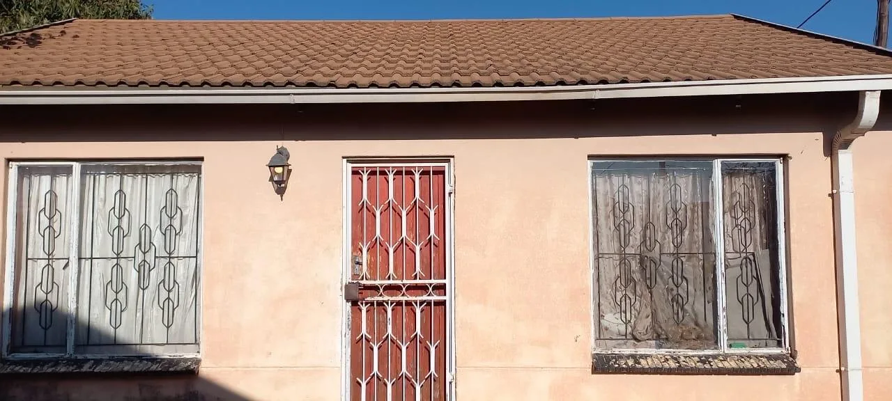 2 Bedroom House for sale in Lethlabile