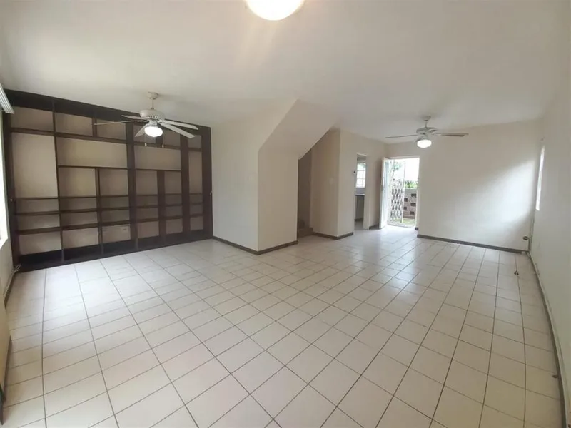 3 Bedroom Townhouse to rent in Essenwood