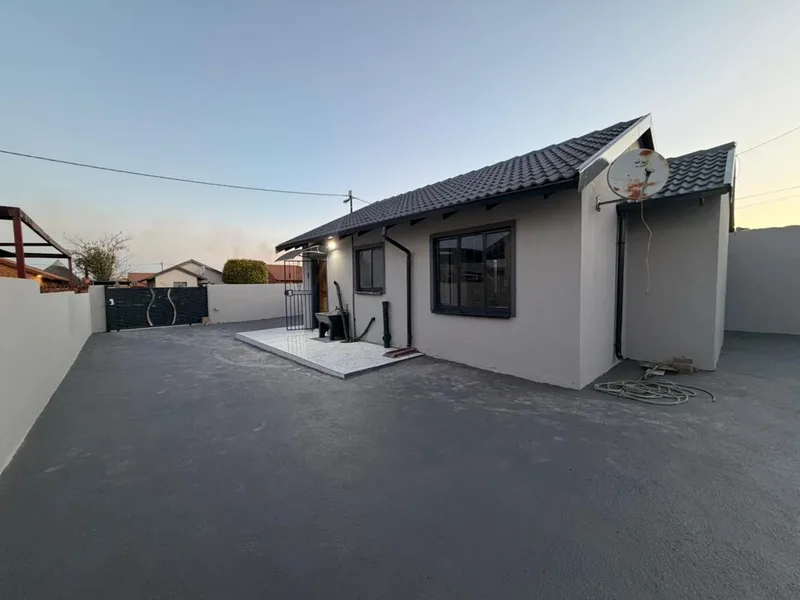 Property to rent in Soshanguve XX