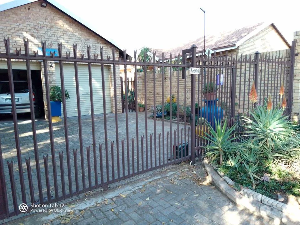 2 Bedroom Townhouse for sale in Parys