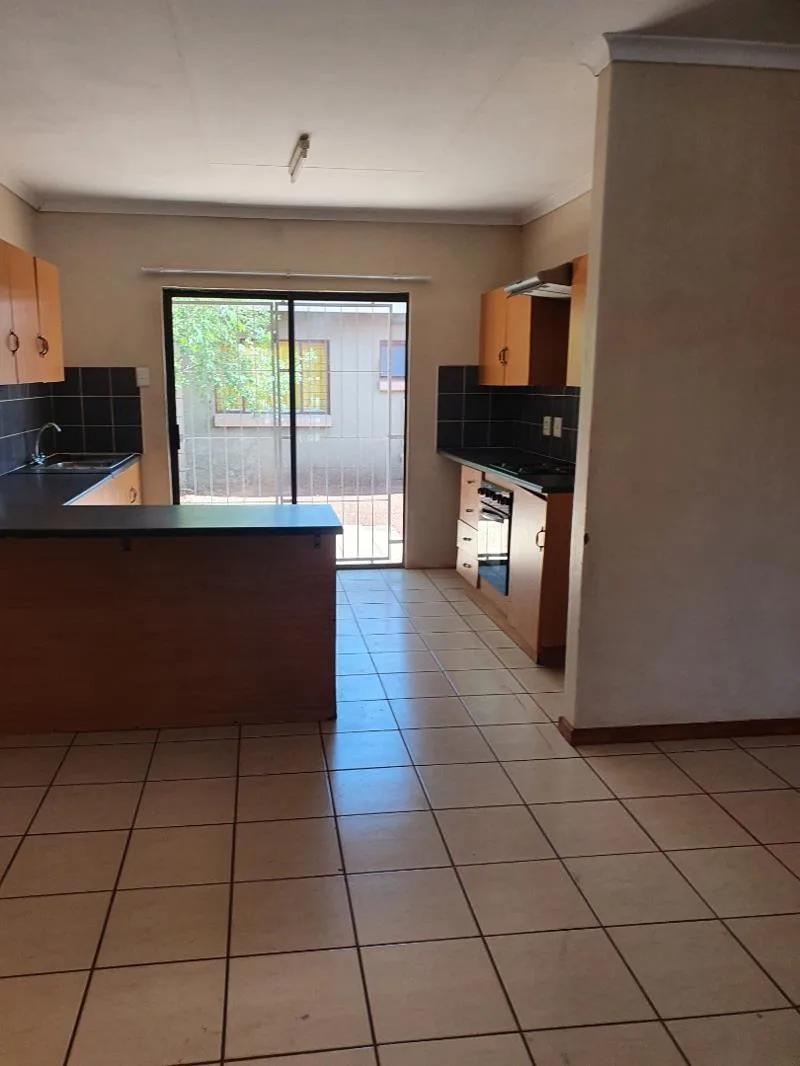 2 Bedroom Apartment in Postmasburg