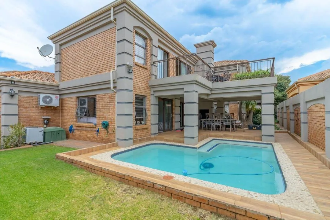 3 Bedroom House for sale in Bartlett