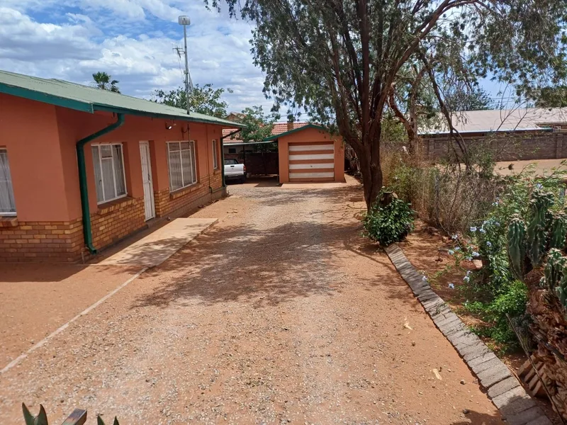 4 Bedroom House in Postmasburg