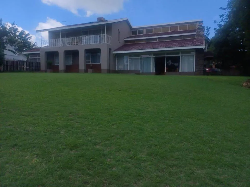 5 Bedroom House for sale in Parys