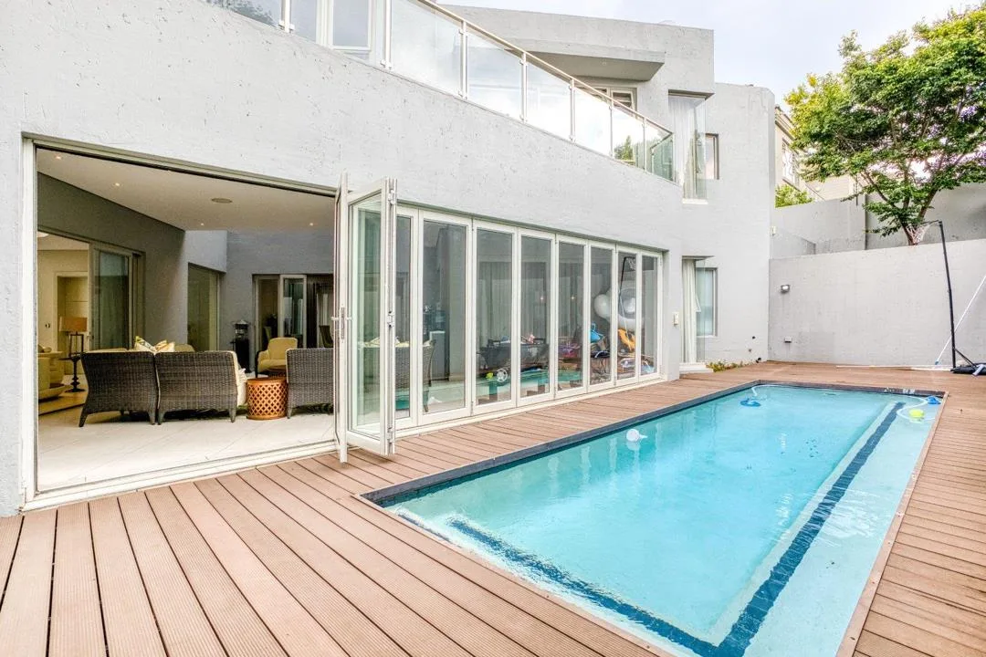 5 Bedroom House for sale in Morningside