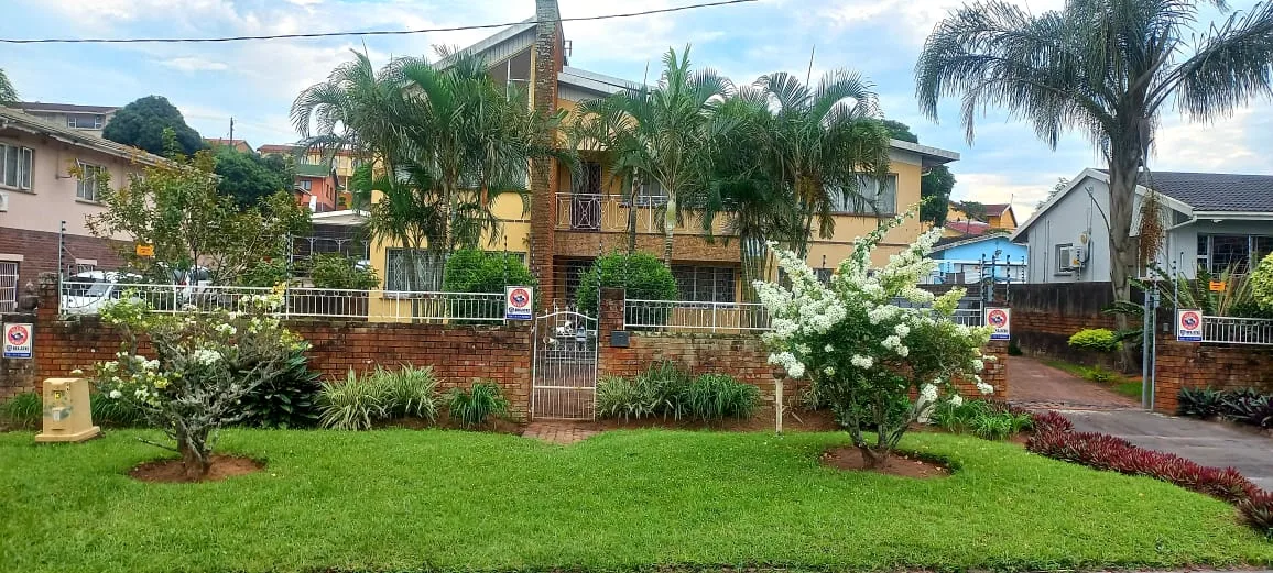 8 Bedroom House for sale in Silverglen