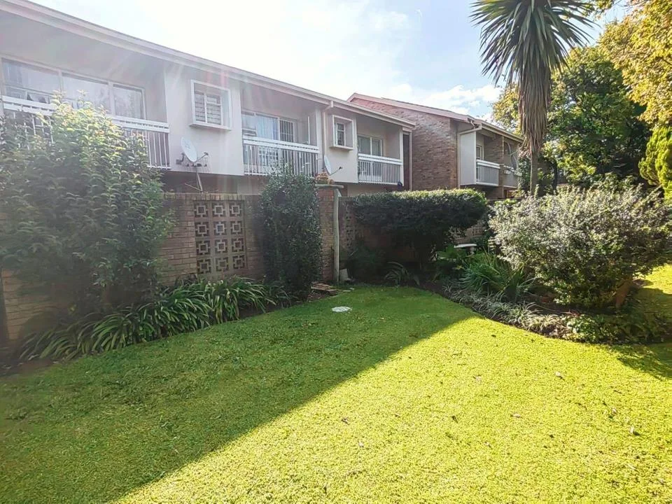 2 Bedroom Townhouse for sale in Potchefstroom Central
