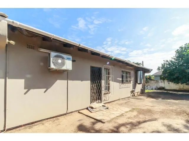 1.5 Bedroom Apartment / flat to rent in Clare Hills