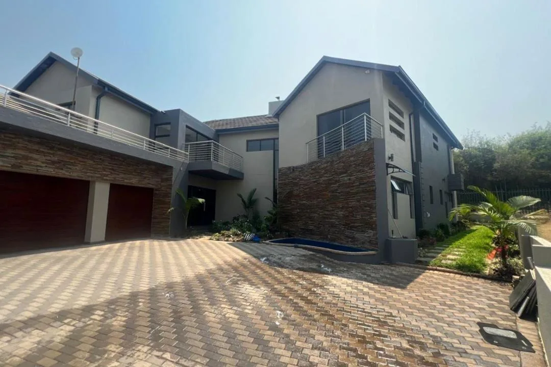 7 Bedroom House for sale in Elawini Lifestyle Estate