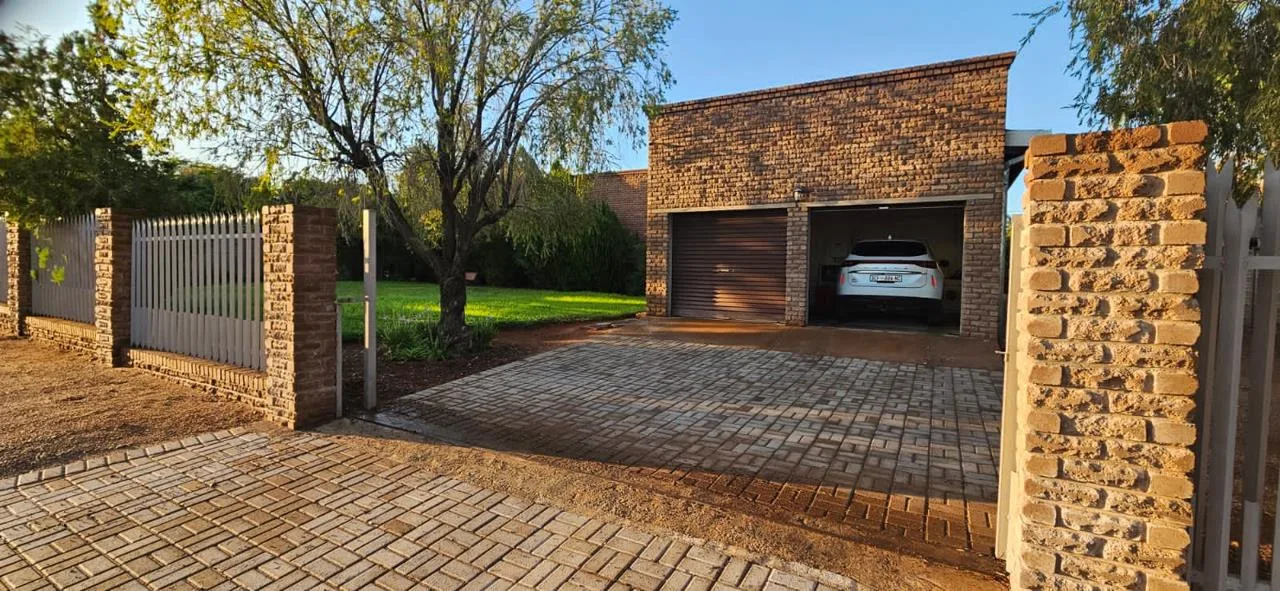 3 Bedroom House for sale in Keidebees