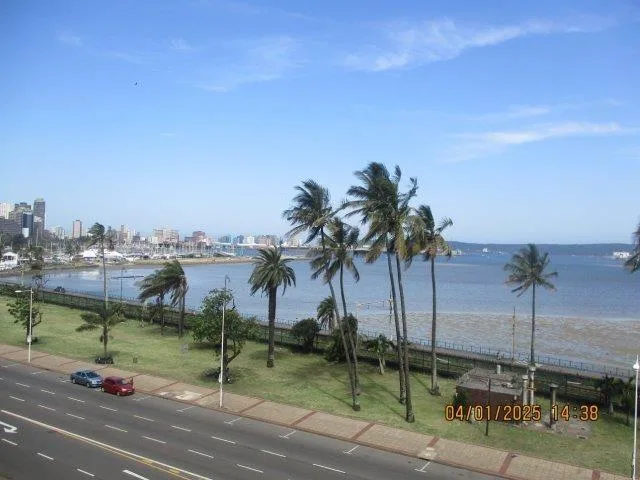 3.5 Bedroom Apartment / flat for sale in Esplanade