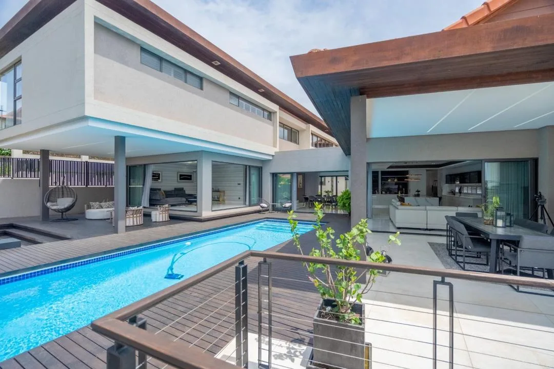 5 Bedroom House for sale in Izinga Estate