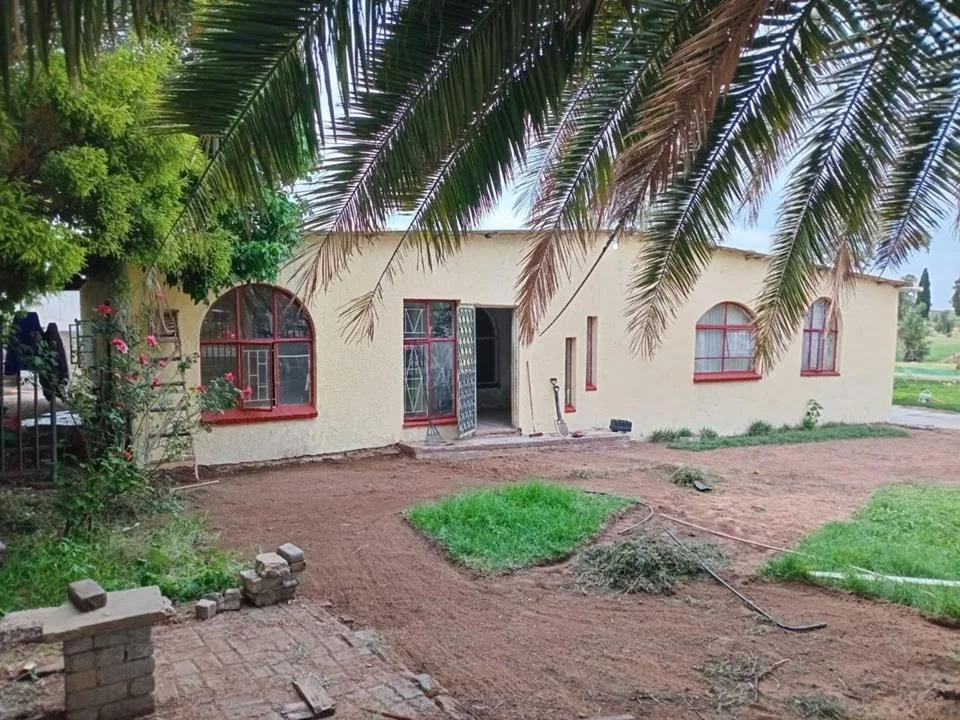4 Bedroom House for sale in Vredefort