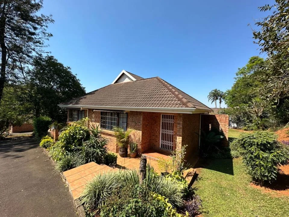 3 Bedroom Townhouse to rent in Wembley