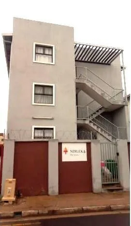 0.5 Bedroom Apartment / flat to rent in Berea West
