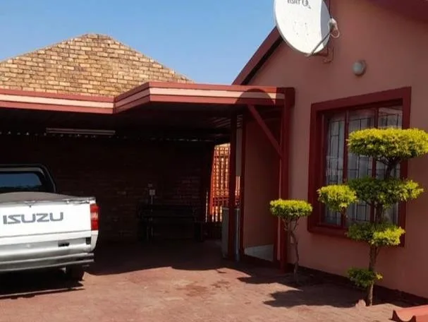 3 Bedroom House for sale in Soshanguve VV
