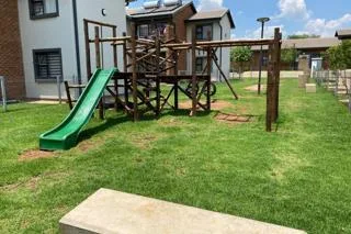 Property to rent in Wingate Park