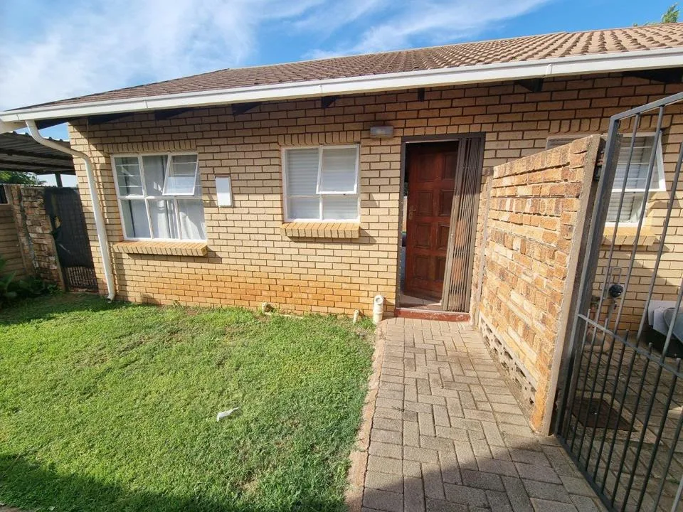 2 Bedroom Townhouse for sale in The Orchards