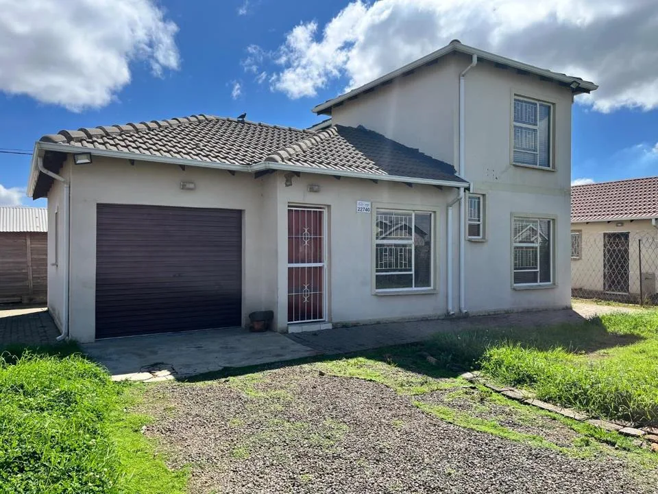 3 Bedroom House for sale in Zamdela