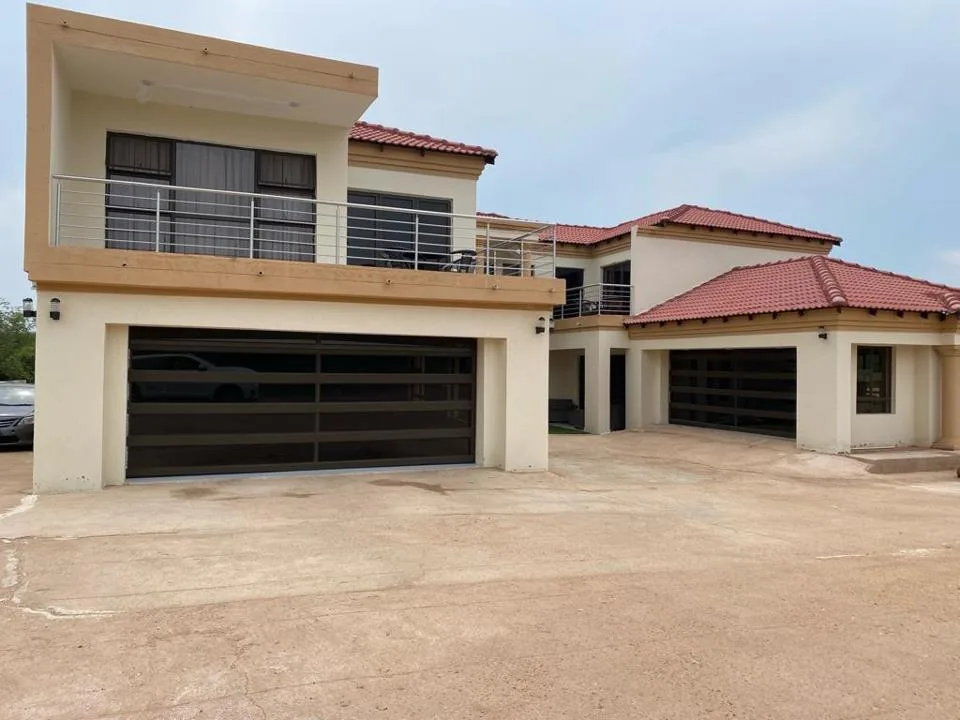 6 Bedroom House for sale in Seasons Lifestyle Estate
