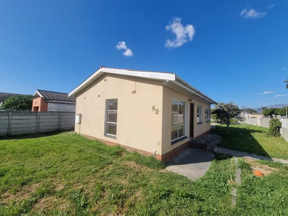 3 Bedroom House for sale in Devon Park Village