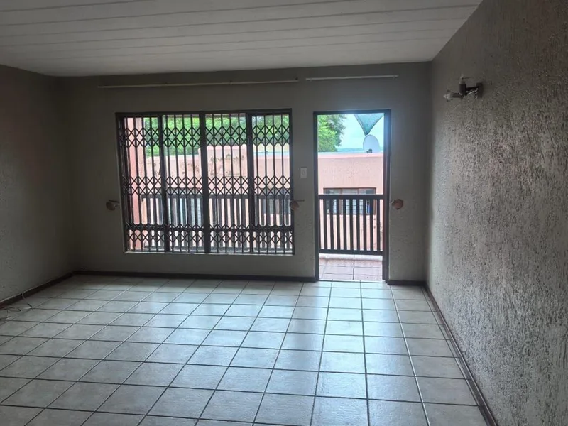 2 Bedroom Apartment / flat for sale in Little Falls