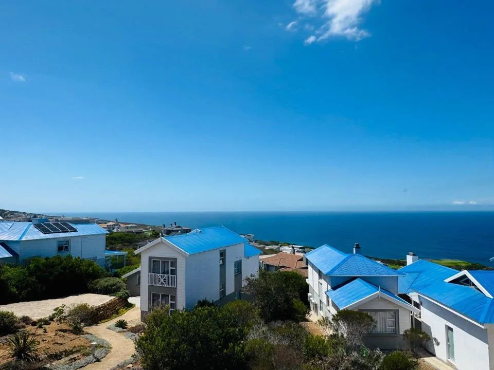 2 Bedroom House for sale in Pinnacle Point Golf Estate