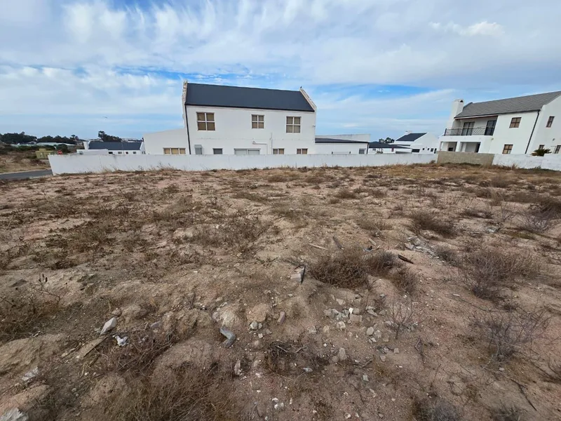 601 m² Land available in Harbour Lights