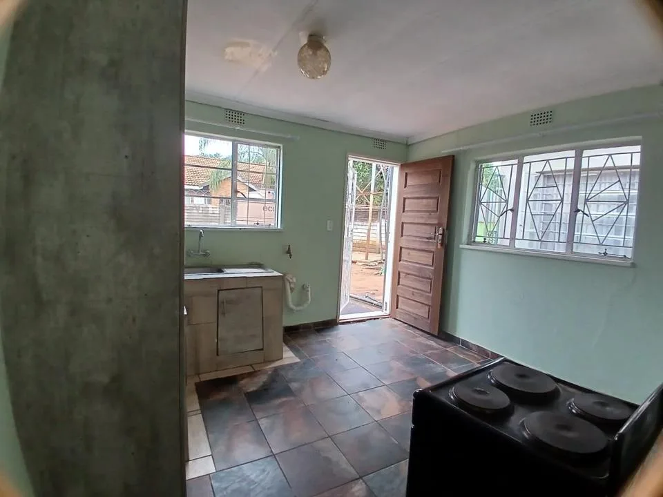 1 Bedroom House to rent in Oos Einde