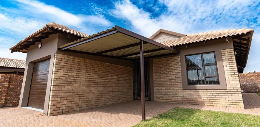 2 Bedroom House for sale in Secunda Rural