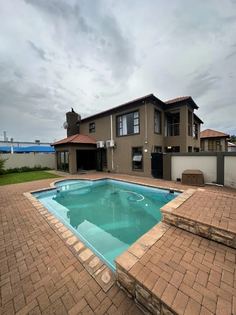 Property for sale in Vanderbijlpark SW