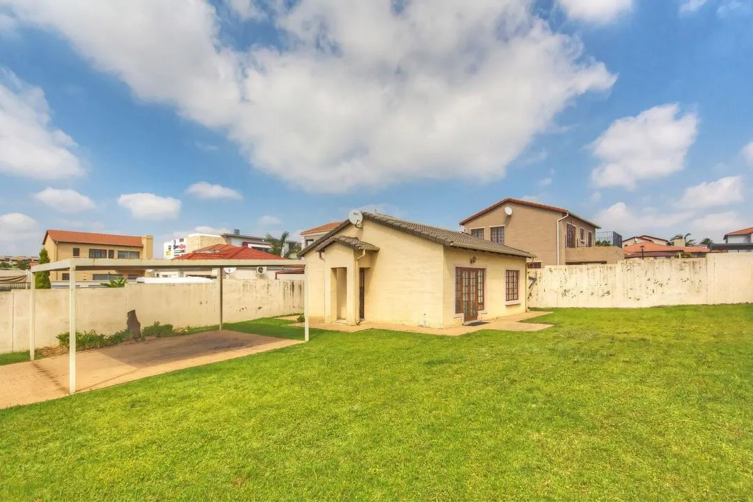 2 Bedroom House for sale in Blue Hills