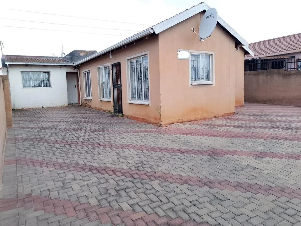 3 Bedroom House for sale in Gem Valley