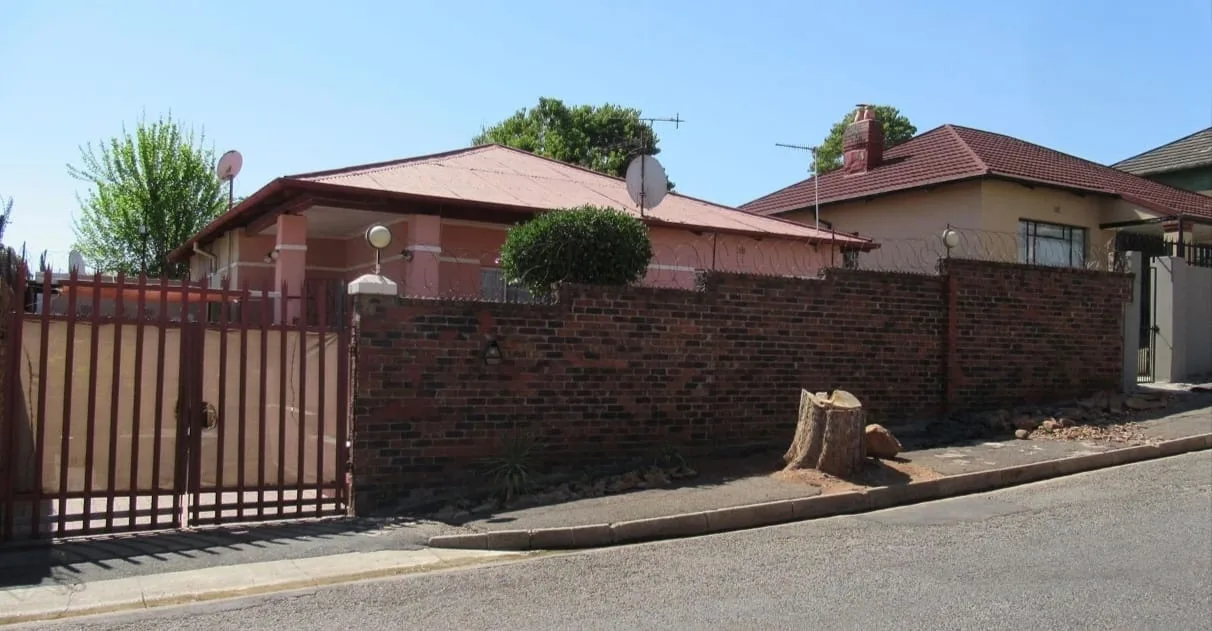 3 Bedroom House for sale in Malvern East