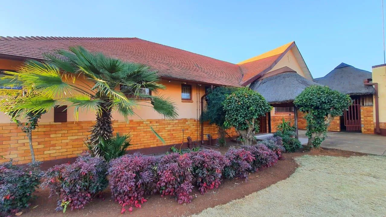 3 Bedroom House for sale in Stilfontein Ext 3