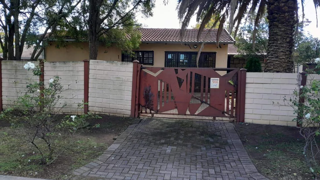 1 Bedroom House to rent in Secunda