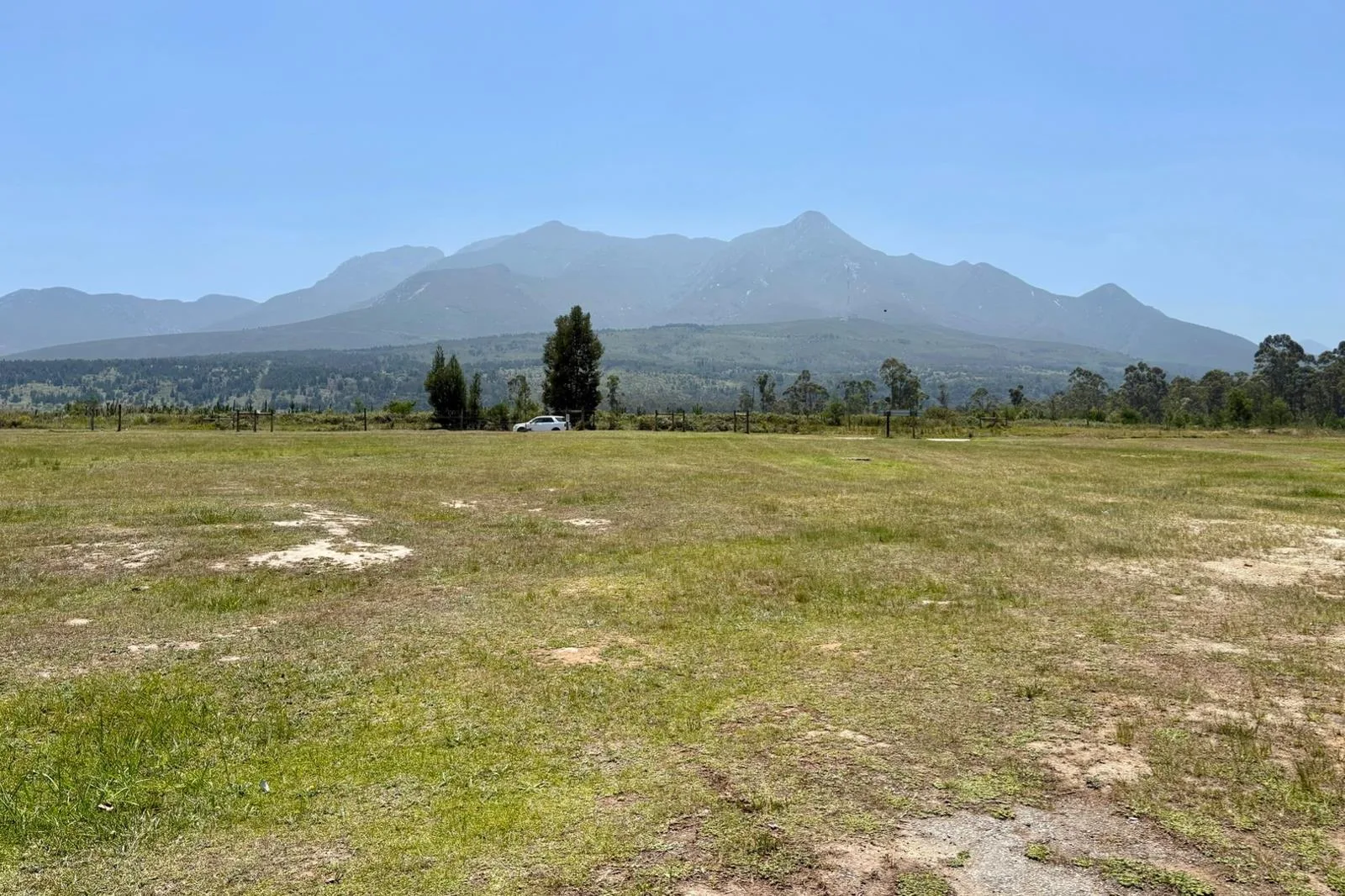 2 080 m² Land available in Heatherlands