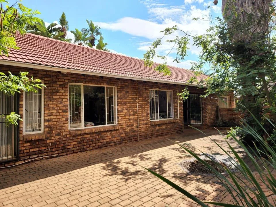 4 Bedroom House for sale in The Orchards