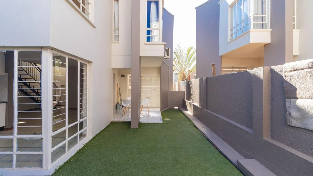 2 Bedroom Townhouse for sale in Nelspruit Ext 29