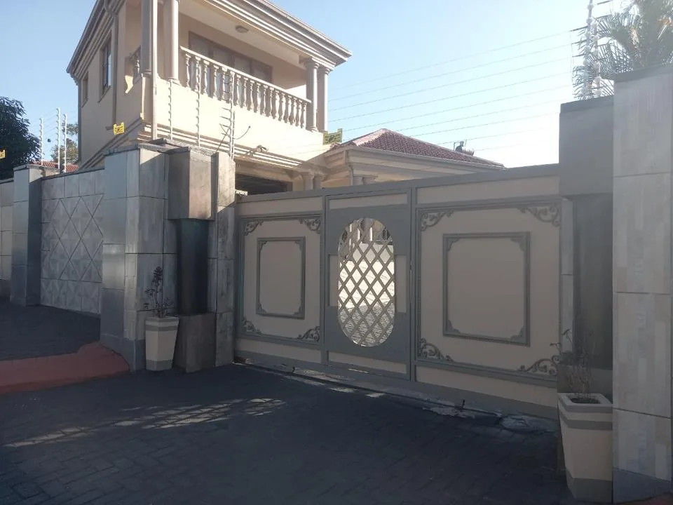 4 Bedroom House for sale in Aquapark